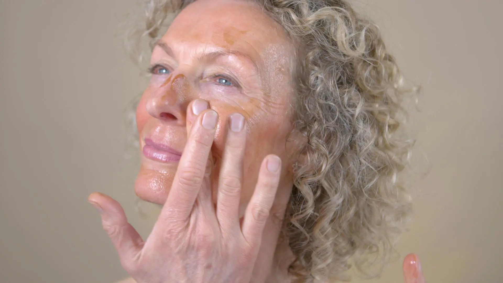 inlight chocolate mask (2) (1) (1).webp